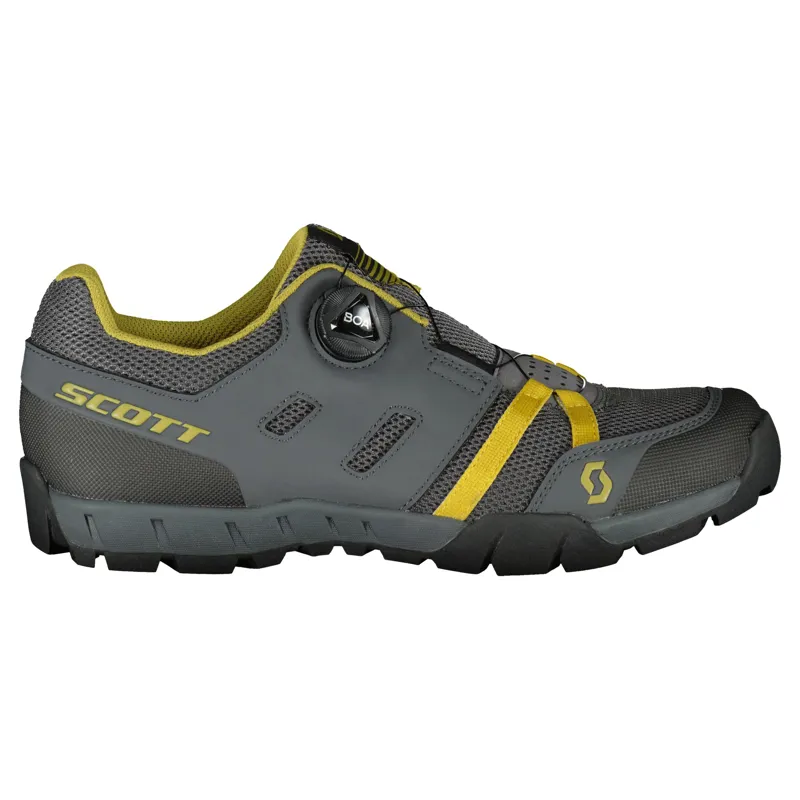 R-shoes sport top