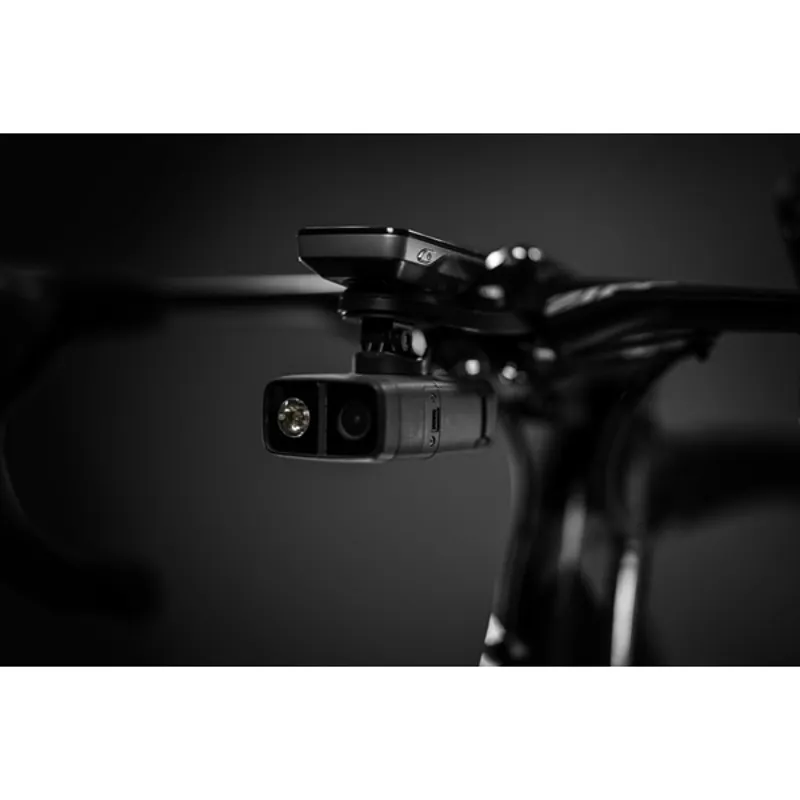 Cycliq Fly12 Bike Camera With Safety Light-3