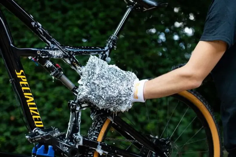 Gtechniq Bike Microfibre Wash Mitt-1