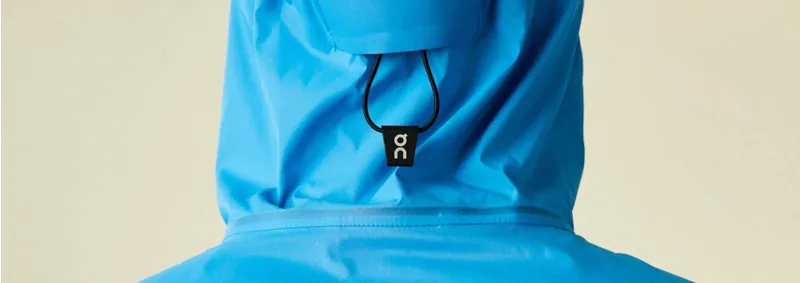 On Running Weather Ultralight Running Jacket Malibu And Navy-4