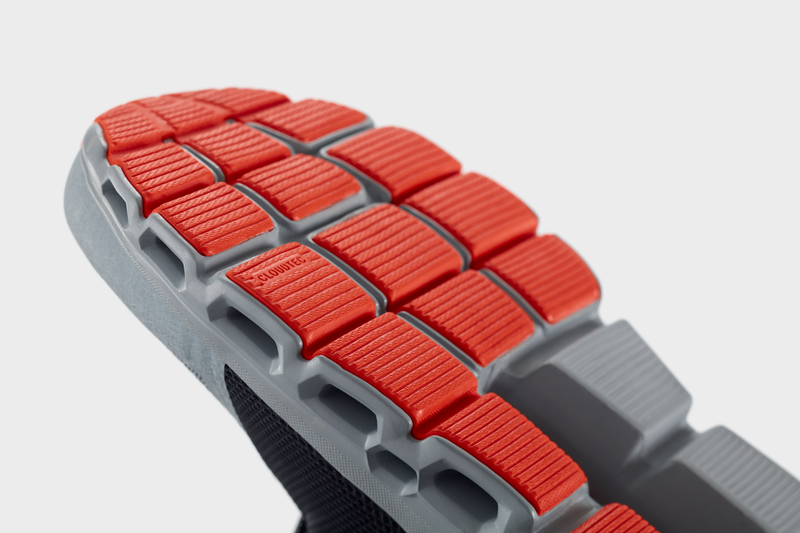 On Cloudstratus Road Running Shoe - Cobble Ivy - 11.5-3