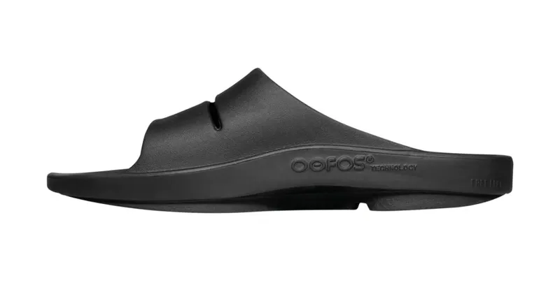 Oofos Ooahh Unisex Recovery Slide Sandal - Black-2