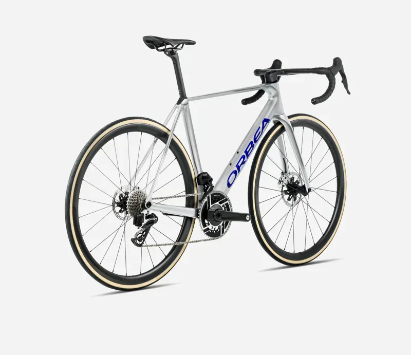 Orbea ORCA M20iLTD PWR Road Bike in Spark Silver/Titain Grey Gloss-5