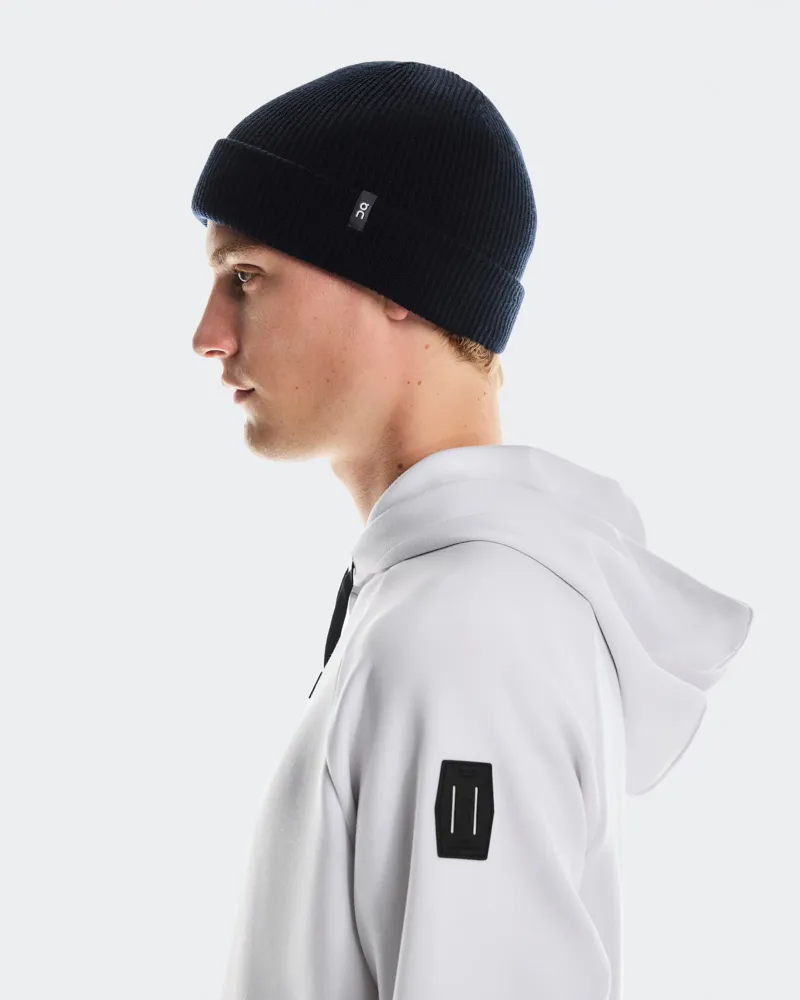 On running Merino Beanie - Midnight Blue-2