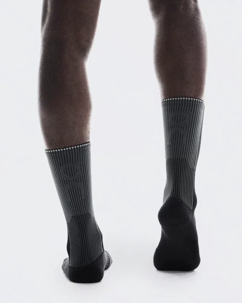 On Running Performance Run Sock High - Black  Eclipse-2
