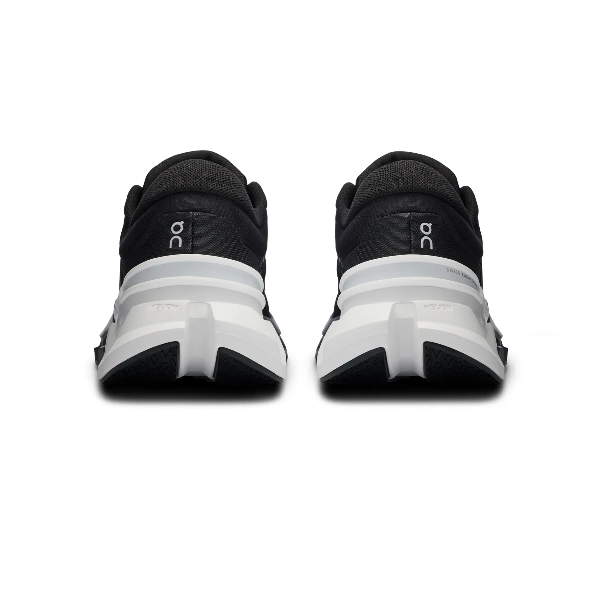 On cloudflyer black white discount