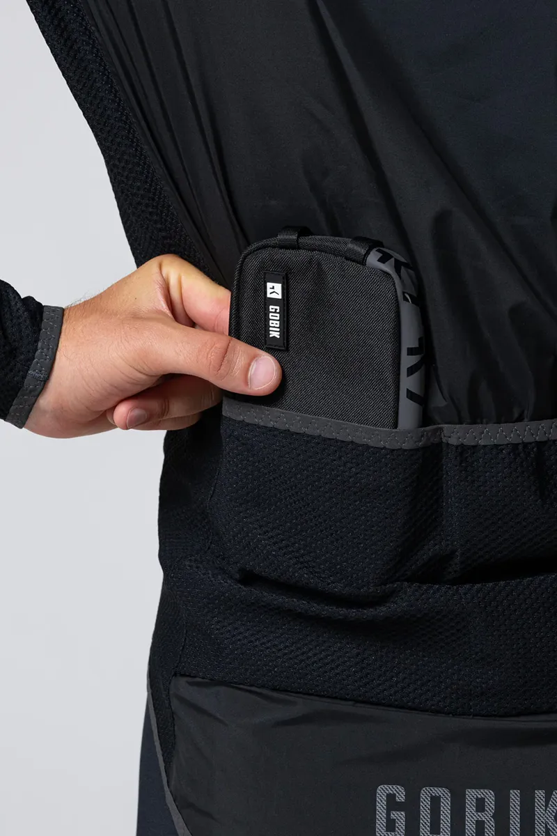 Gobik Essential 2.0 Phone Case - True Black-2