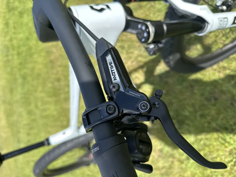 2027 Scott Spark RC World Cup Mountain Bike - Cumulus White Carbon Black-4