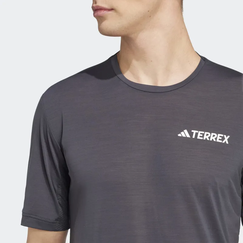 Terrex Xperior Running Tee Carbon-3