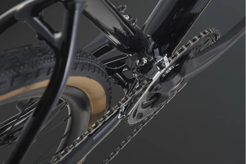 2025 Whyte Tourus Gravel Bike - Black Silver-7