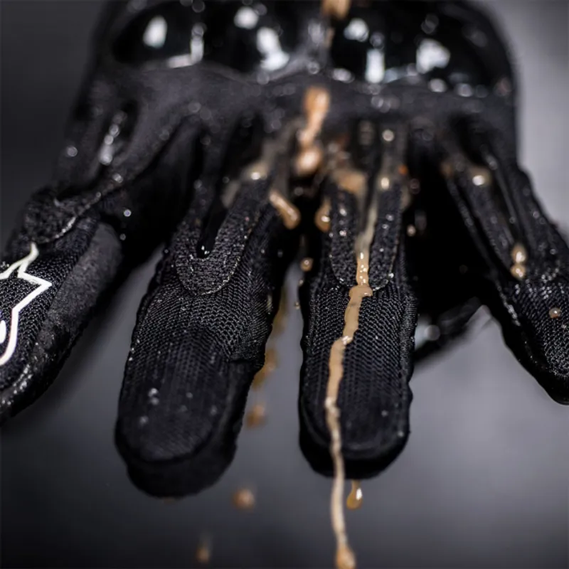 Muc Off Fabric Protector Aerosol 400ml-2