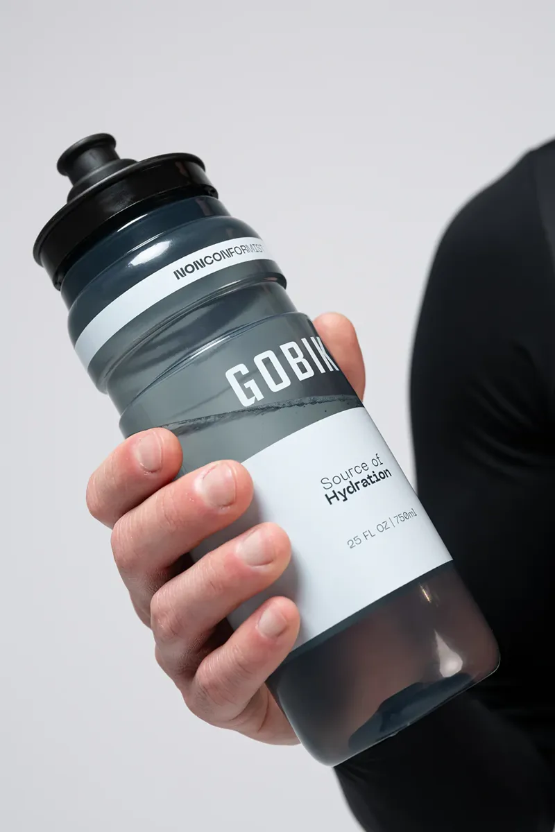 Gobik Fly Water Bottle 750ml - Smoked-2
