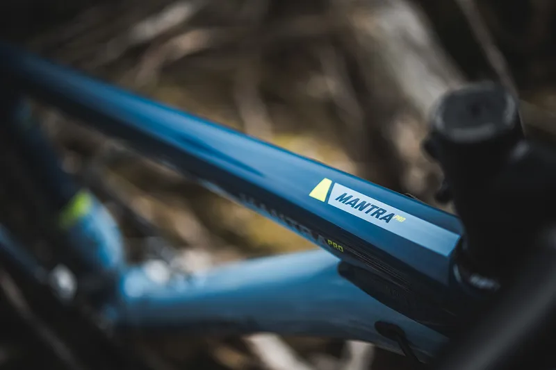 2018 Saracen Mantra Pro Hardtail Mountain Bike-8