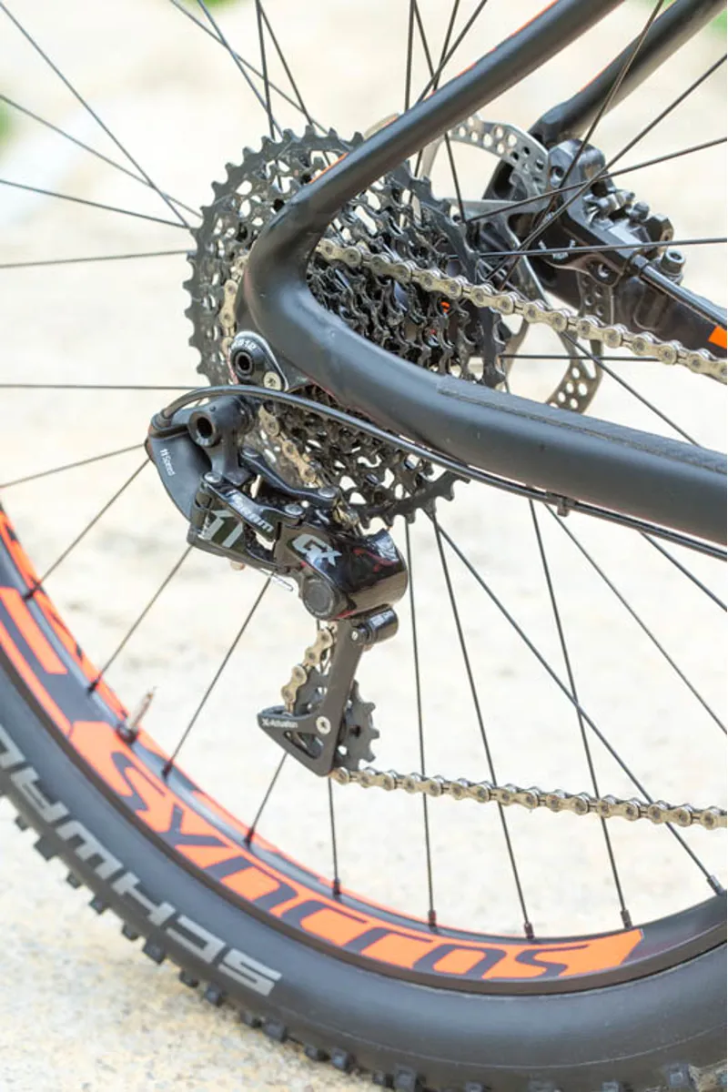 2016 Scott Scale 710 Plus Hardtail Mountain Bike-5