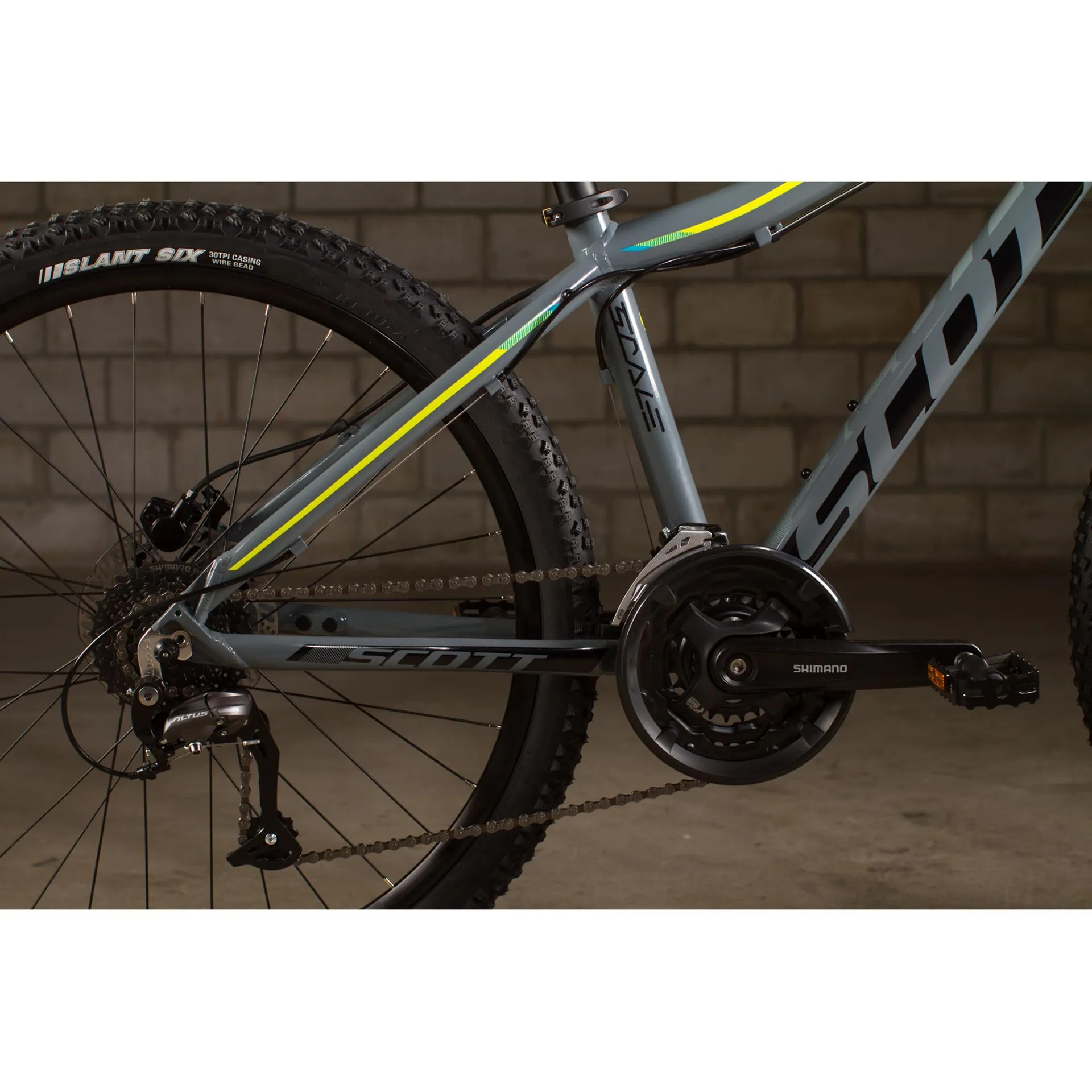 2018 Scott Scale JR 26 inch Mountain Bike