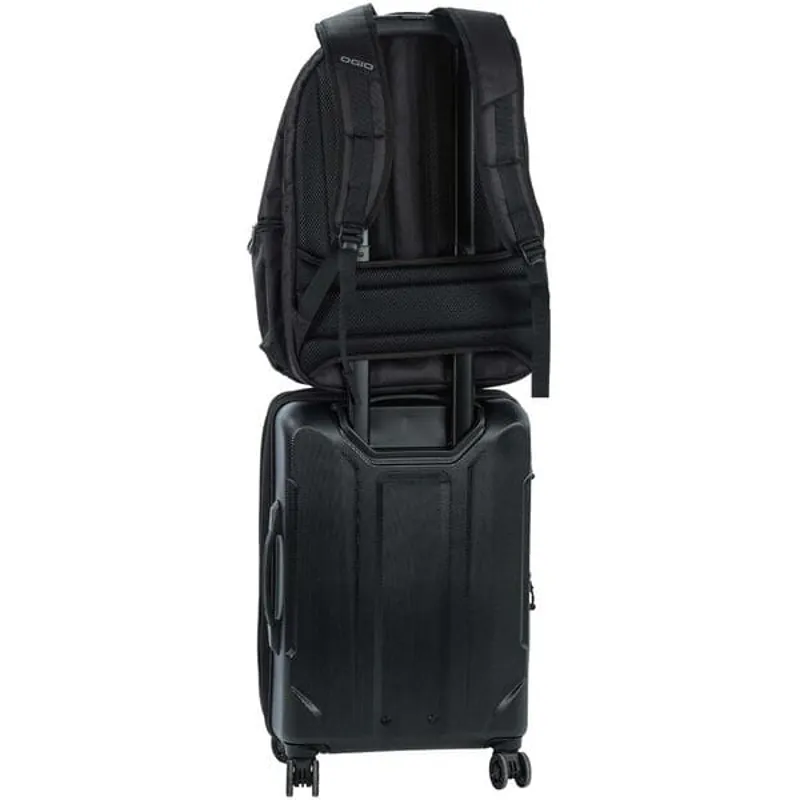 Ogio 30-litre Rally Pack - Black-3