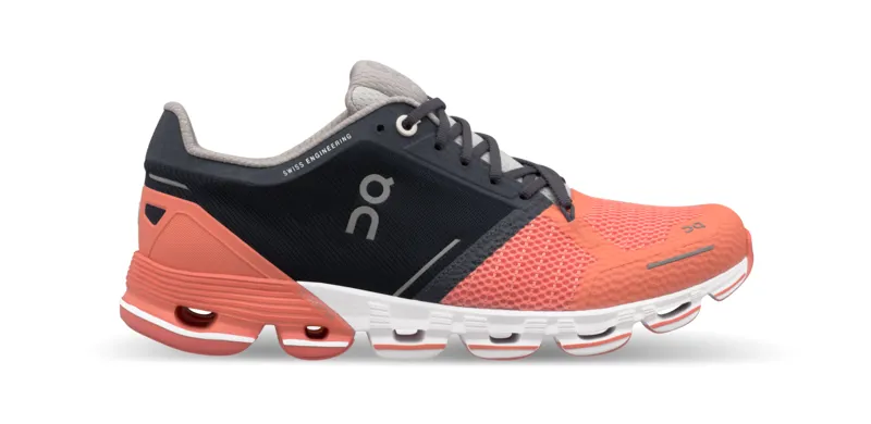 On cloudflyer women's shop running shoes