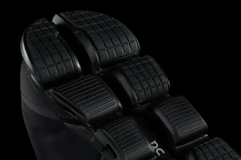 On CloudFlyer Waterproof Womens Support Running Shoe - Black - 4-2