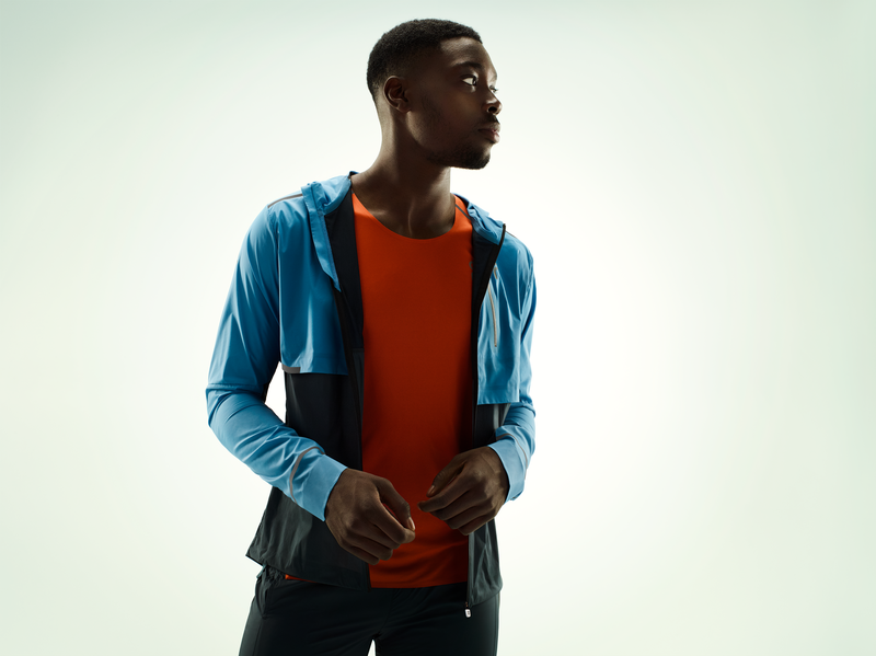 On Running Weather Ultralight Running Jacket Malibu And Navy-1