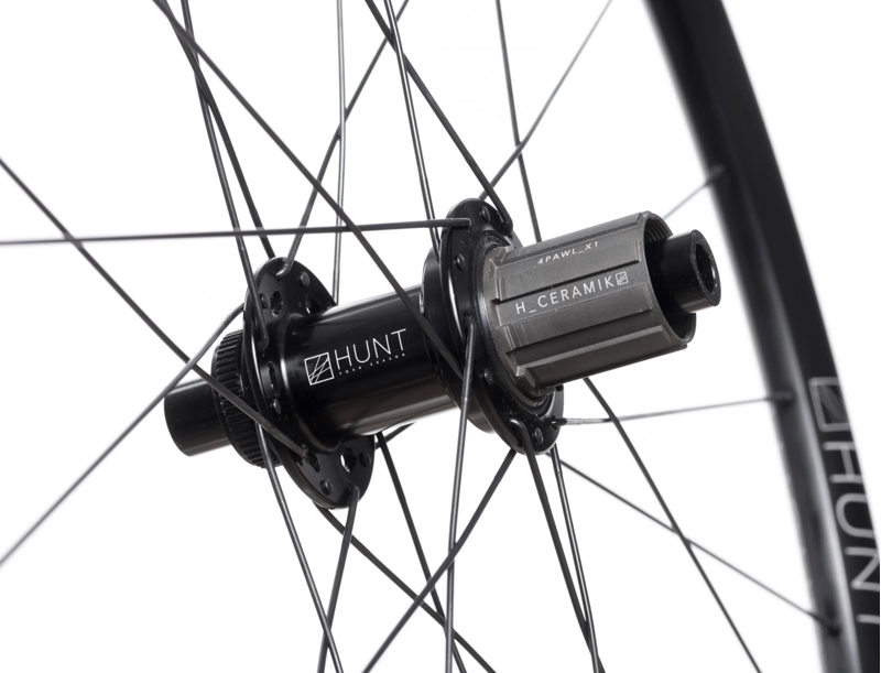 Hunt 4 Season Gravel Wheetset Shimano-2